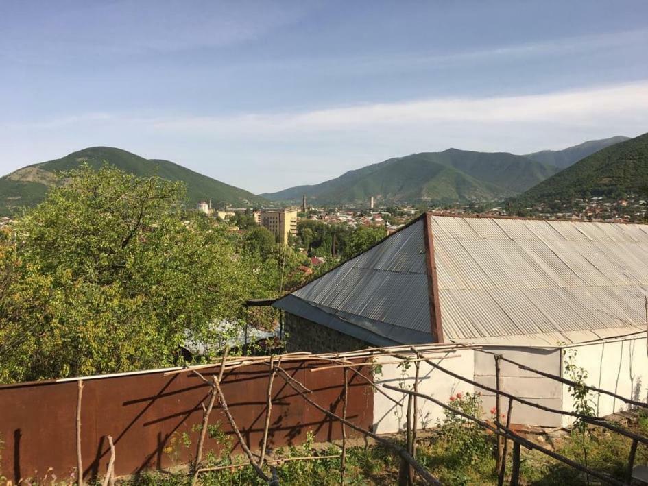 Shaki Host House Bed & Breakfast Sheki Exterior photo